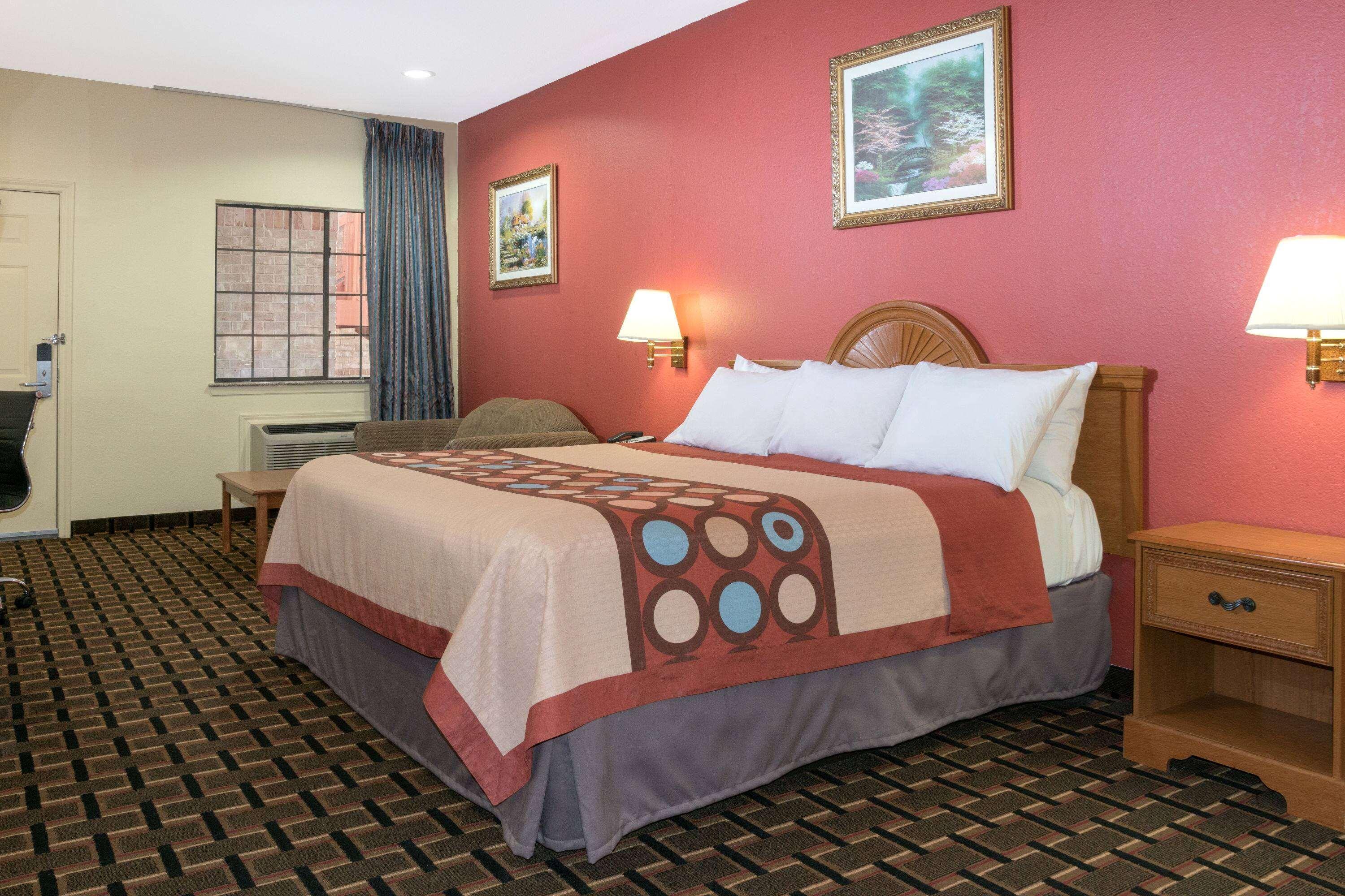 ซูเปอร์ 8 บาย วินด์แฮม สแตฟฟอร์ด ชูการ์แลนด์ แอเรีย Hotel สตาฟฟอร์ด ภายนอก รูปภาพ